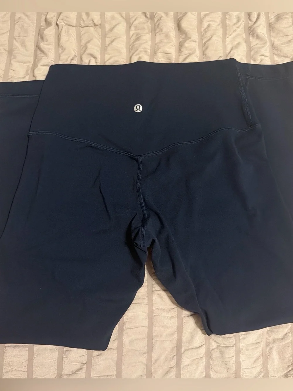 lululemon align no line High-Rise in navy blue 25”